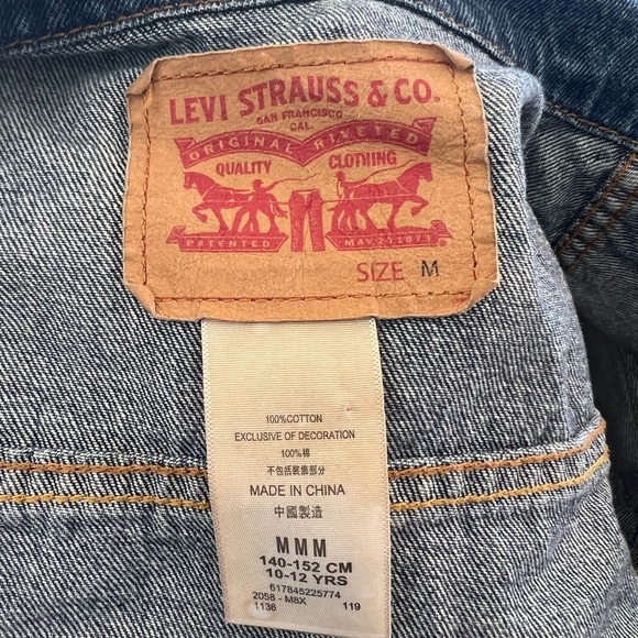Levi’s child’s denim jacket - Picture 5 of 6